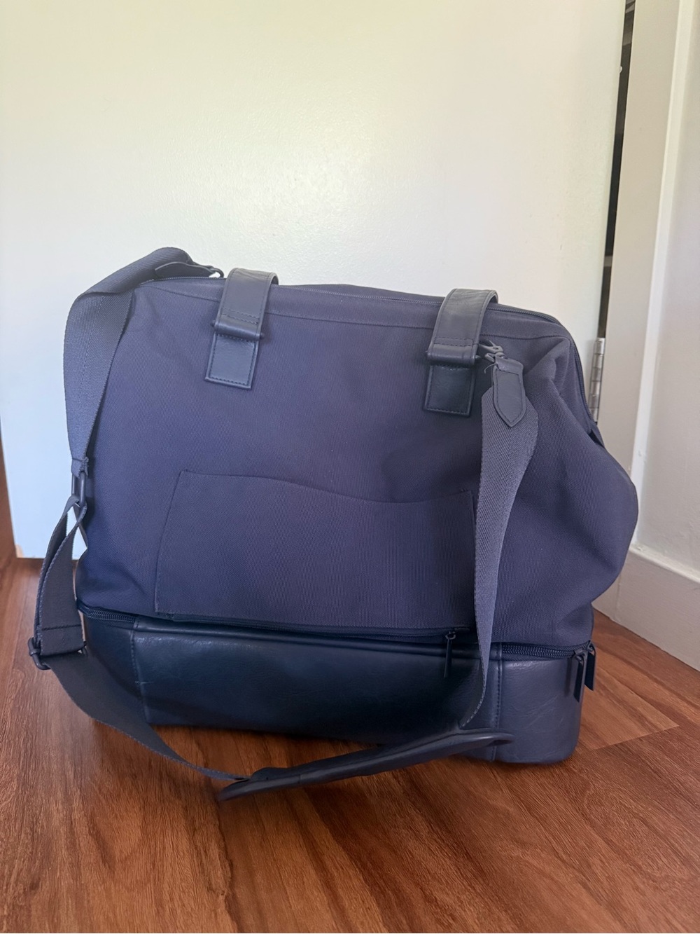 Beis Mini Weekender Navy Travel Duffel Bag - Classic Carryall